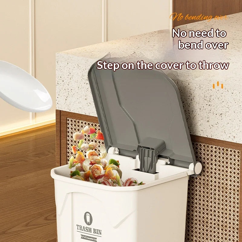 Lixeira Pia de grande capacidade com pedal, 20L, 30L e 50L, para uso comercial, doméstico, cozinha, jardim e áreas externas. Possui tampa, acionamento sem contato e grande capacidade.