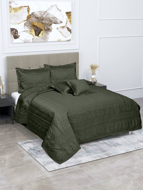 Colcha de seda de bambu com almofadas