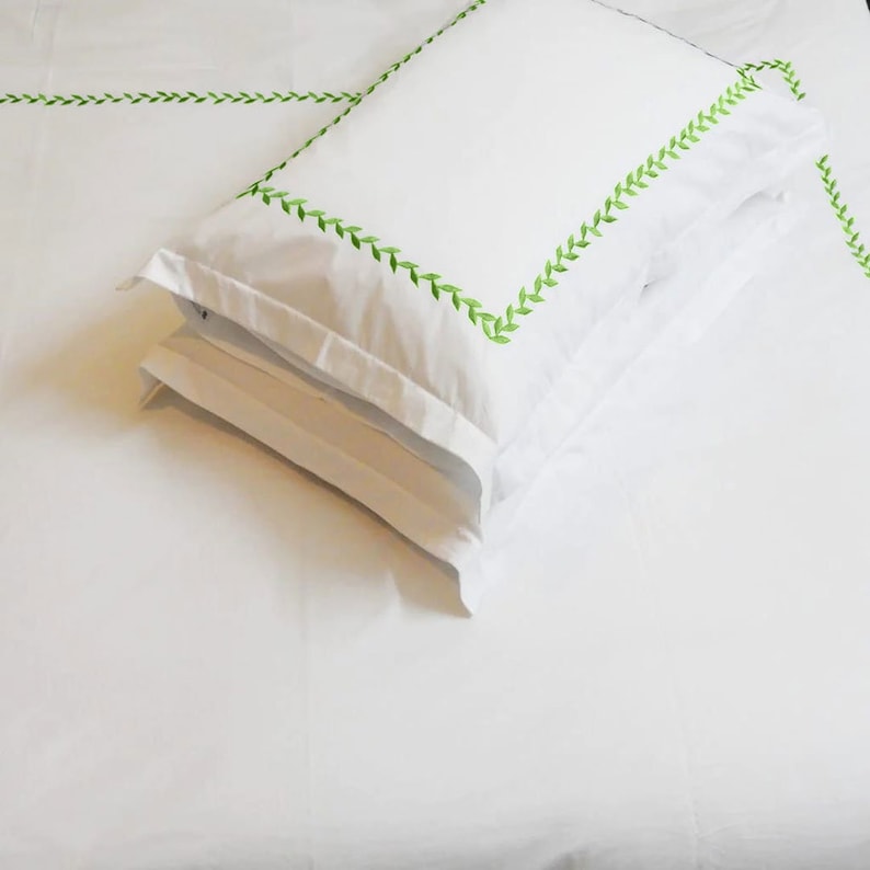 Folhas de Salgueiro - Conjunto de Capa de Edredom com Bordado em Linho Puro